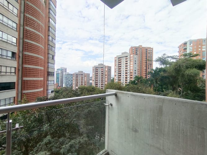 Apartamento de 3 alcobas en arriendo en Los Balsos, Medellín, 81 m² · foto 9 de 20