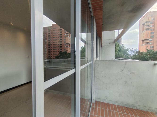 Apartamento de 3 alcobas en arriendo en Los Balsos, Medellín, 81 m² · foto 10 de 20