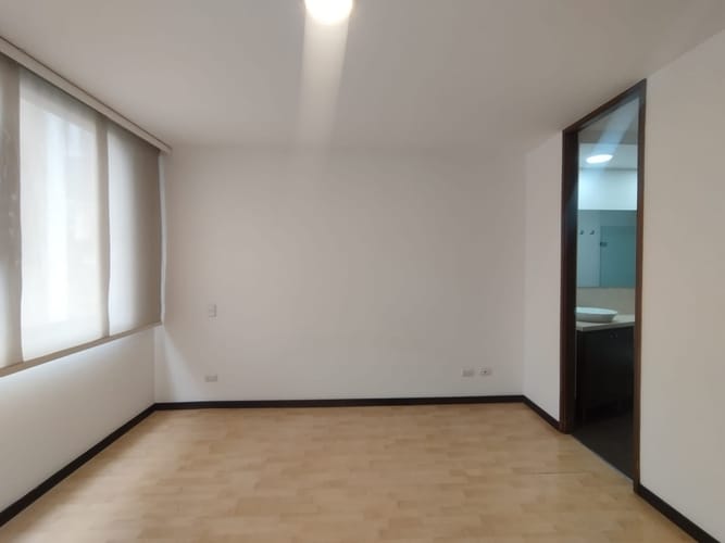 Apartamento de 3 alcobas en arriendo en Los Balsos, Medellín, 81 m² · foto 18 de 20