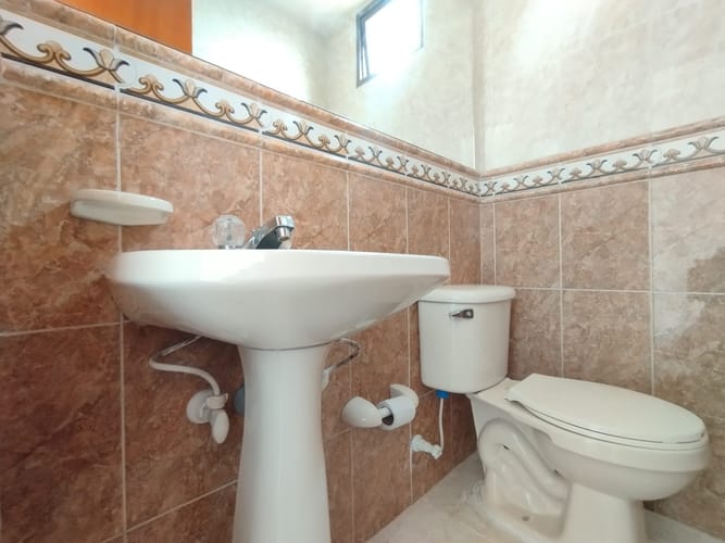 Apartamento de 4 alcobas en arriendo en Laureles, Medellín, 240 m² · foto 4 de 20