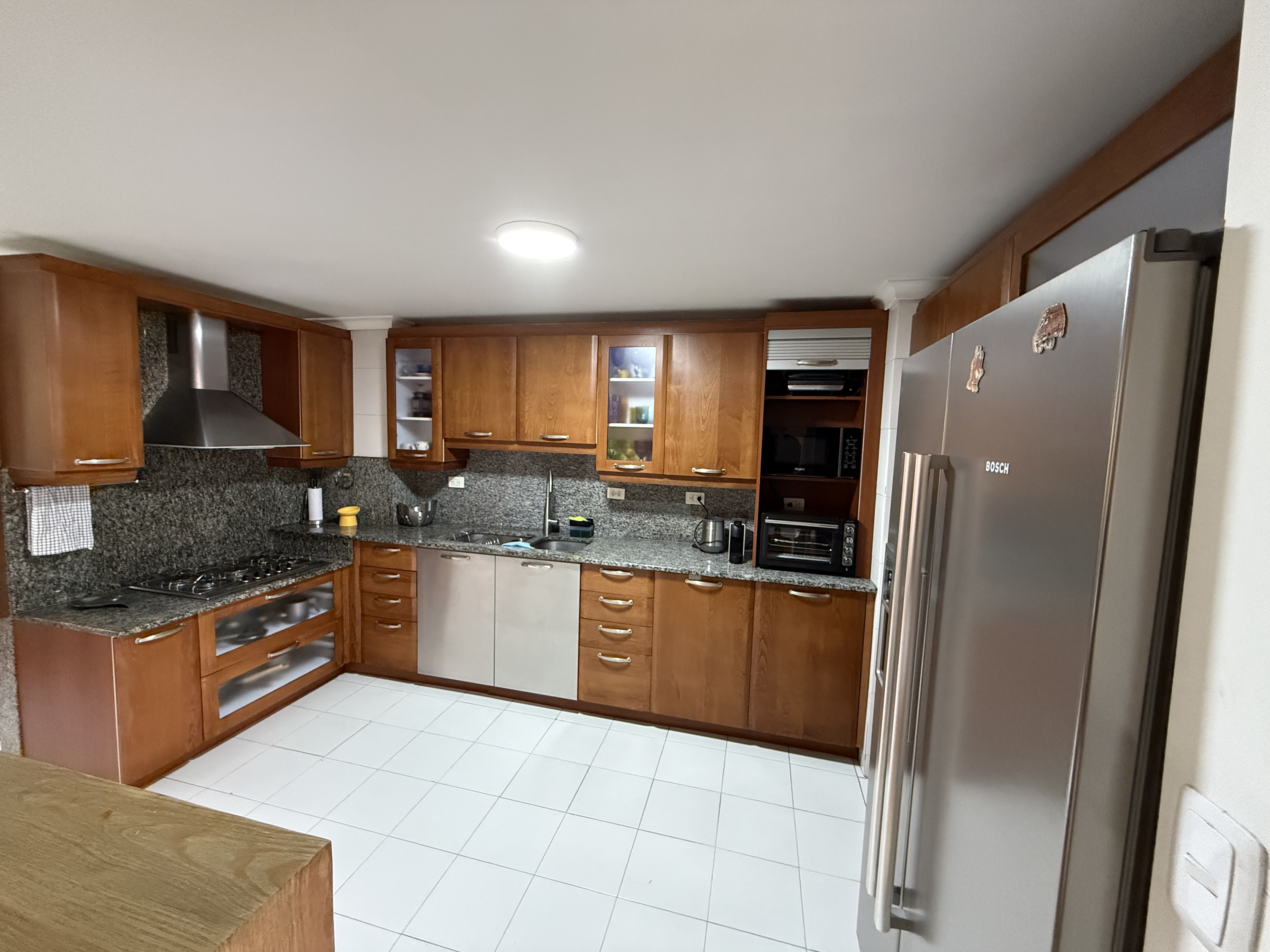 Apartamento en arriendo en El Poblado, Medellín · foto 2 de 20