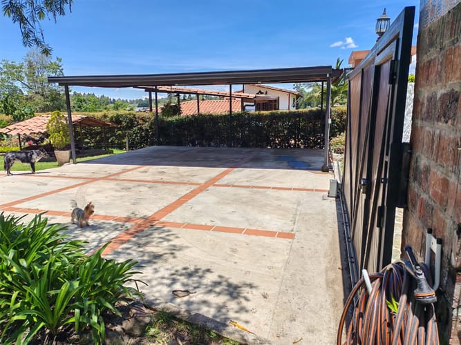Finca en arriendo en San Jose, Guarne, 200 m² · foto 5 de 20