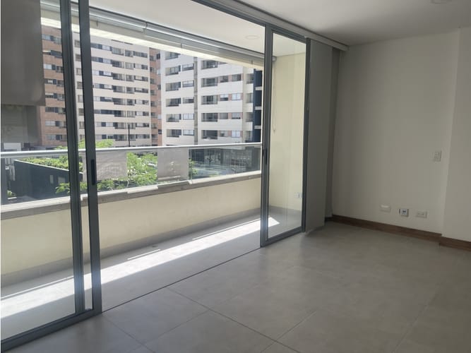 Apartaestudio en arriendo en Simesa, Medellín, 45 m² · foto 3 de 24