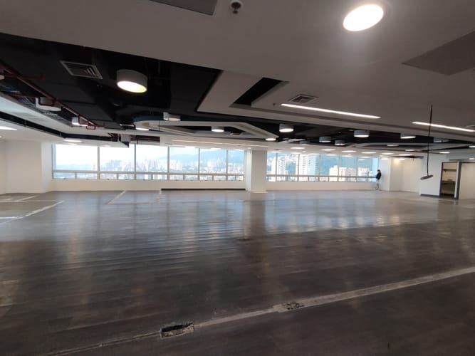 Oficina en arriendo en Belén, Medellín, 496 m² · foto 9 de 14