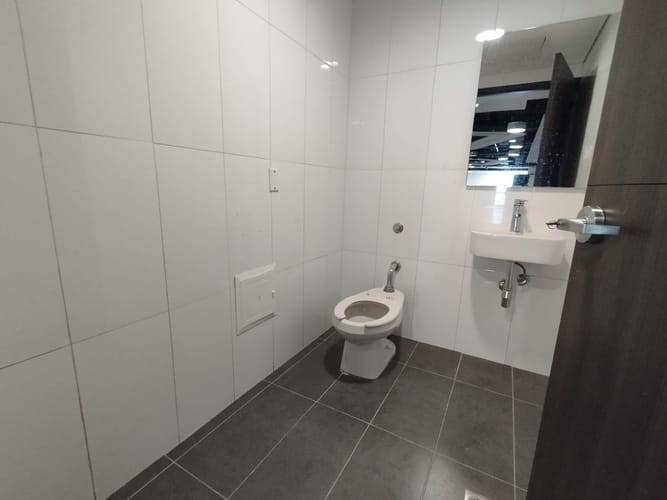 Oficina en arriendo en Belén, Medellín, 496 m² · foto 12 de 14
