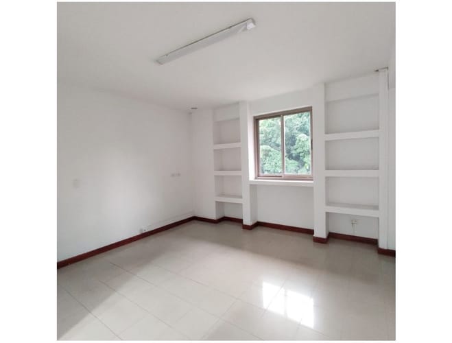 Local en arriendo en El Poblado, Medellín, 217 m² · foto 10 de 11