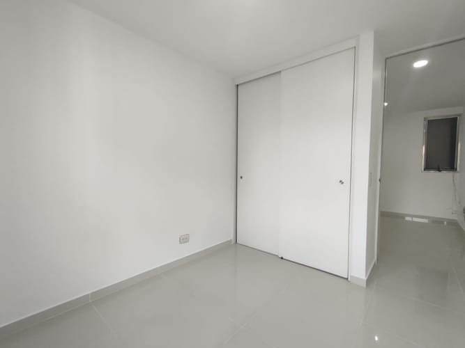 Apartamento de 3 alcobas en arriendo en El Poblado, Medellín, 84 m² · foto 10 de 16