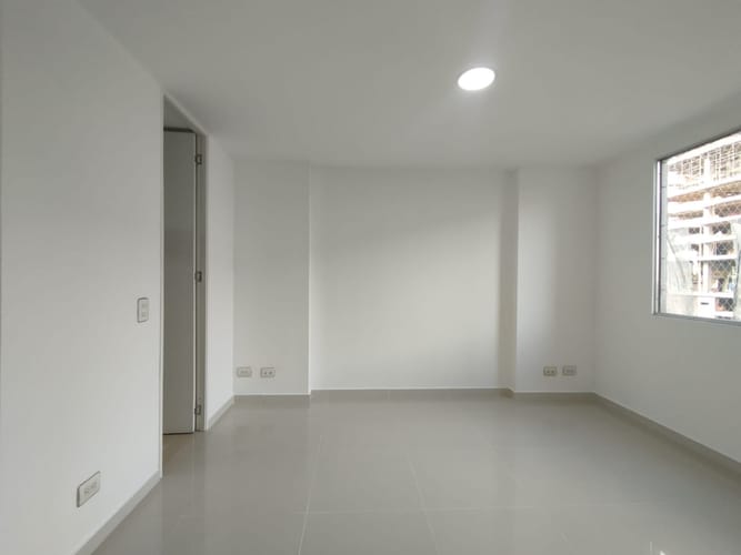 Apartamento de 3 alcobas en arriendo en El Poblado, Medellín, 84 m² · foto 12 de 16