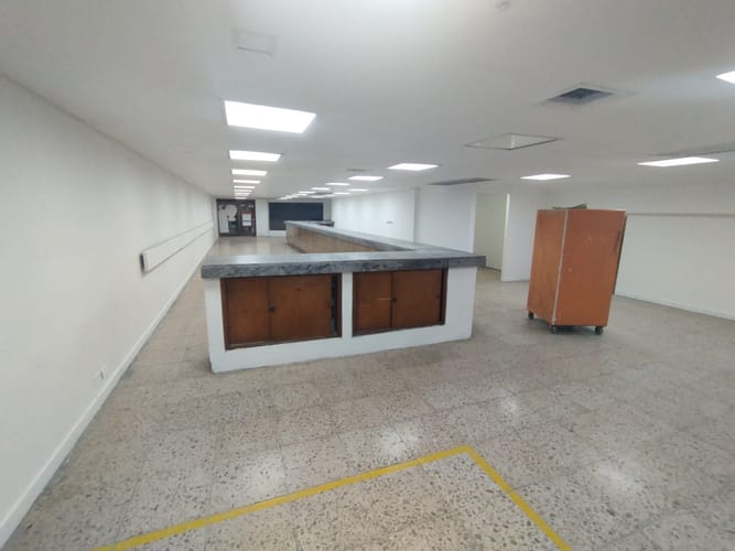 Local en arriendo en La Candelaria, Medellín, 178 m² · foto 6 de 17