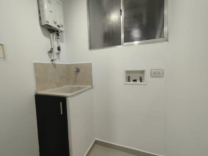 Apartamento de 3 alcobas en arriendo en El Poblado, Medellín, 84 m² · foto 16 de 16
