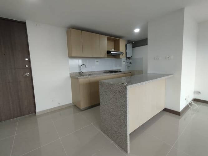 Apartamento de 3 alcobas en arriendo en Rionegro, 80 m² · foto 3 de 20