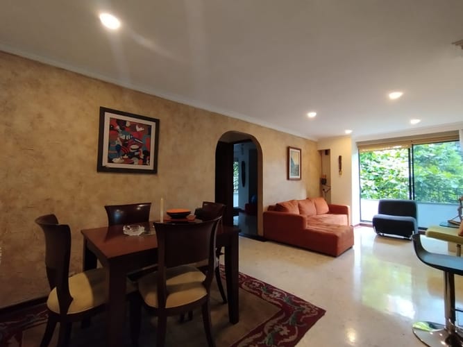 Apartamento de 2 alcobas en arriendo en El Poblado, Medellín, 83 m² · foto 12 de 17