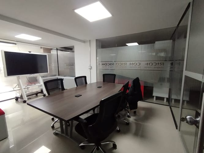 Oficina en arriendo en Laureles, Medellín, 25 m² · foto 5 de 11