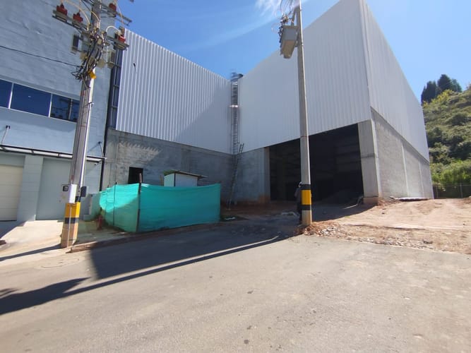 Bodega en arriendo en Guarne, 1480 m² · foto 2 de 11