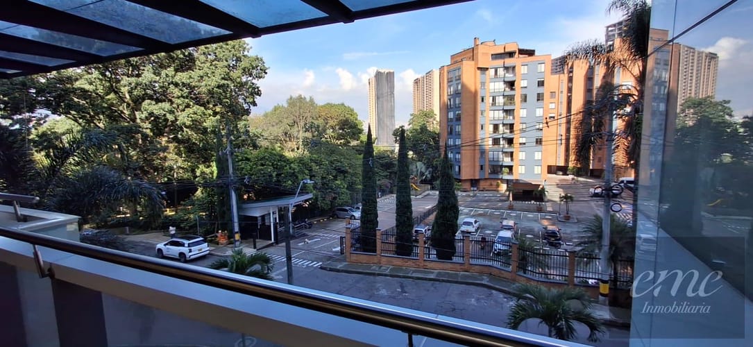 Oficina en venta en Urbanizacion El Pinar Alto, Medellín, 69 m² · foto 5 de 18