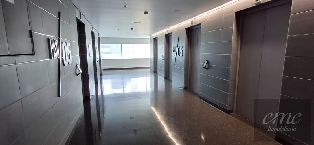 Oficina en venta en Urbanizacion El Pinar Alto, Medellín, 69 m² · foto 6 de 18