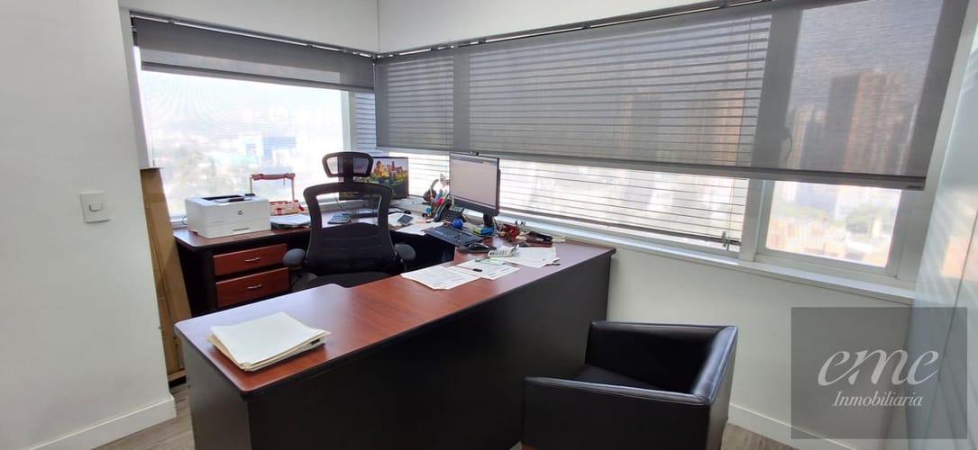 Oficina en venta en Urbanizacion El Pinar Alto, Medellín, 69 m² · foto 10 de 18