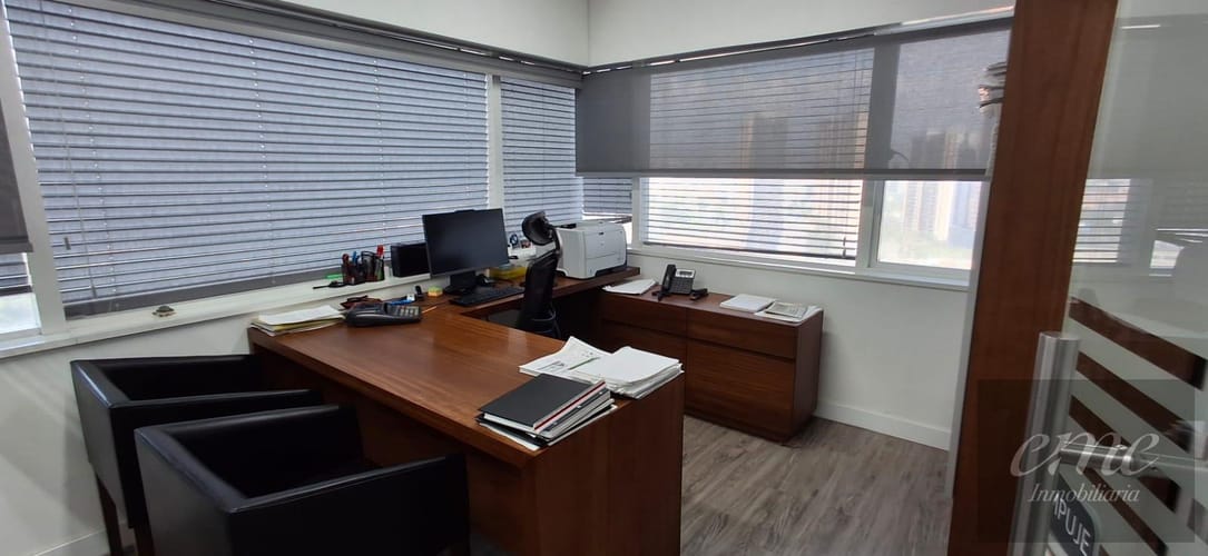 Oficina en venta en Urbanizacion El Pinar Alto, Medellín, 69 m² · foto 14 de 18