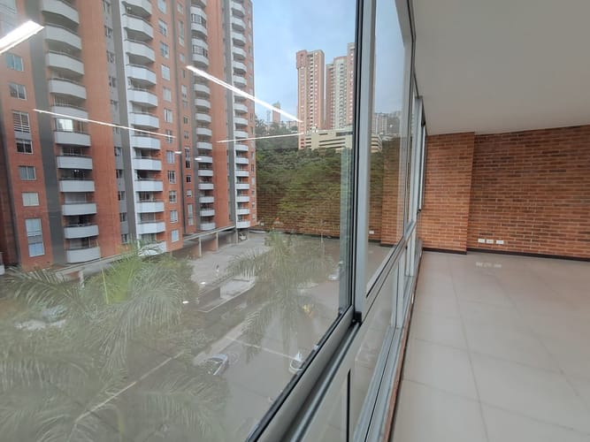 Oficina en arriendo en Colombia, Medellín, 64 m² · foto 5 de 14
