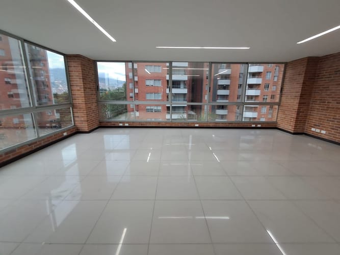Oficina en arriendo en Colombia, Medellín, 64 m² · foto 8 de 14