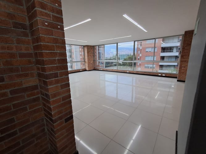 Oficina en arriendo en Colombia, Medellín, 64 m² · foto 12 de 14