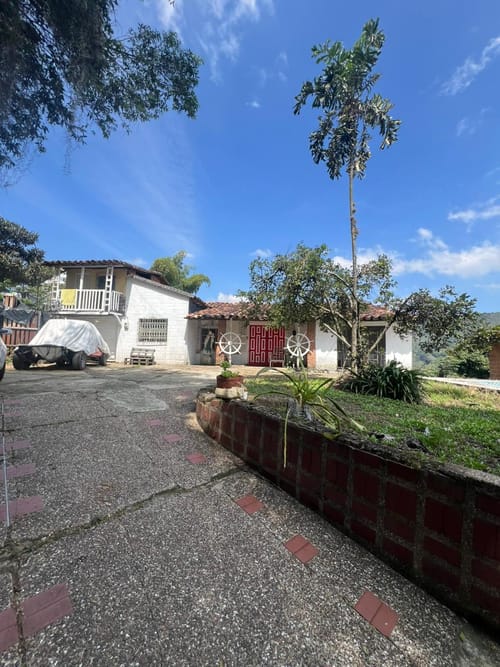 Lote en arriendo en Cabecera San Antonio De Prado, Medellín, 5800 m² · foto 4 de 20