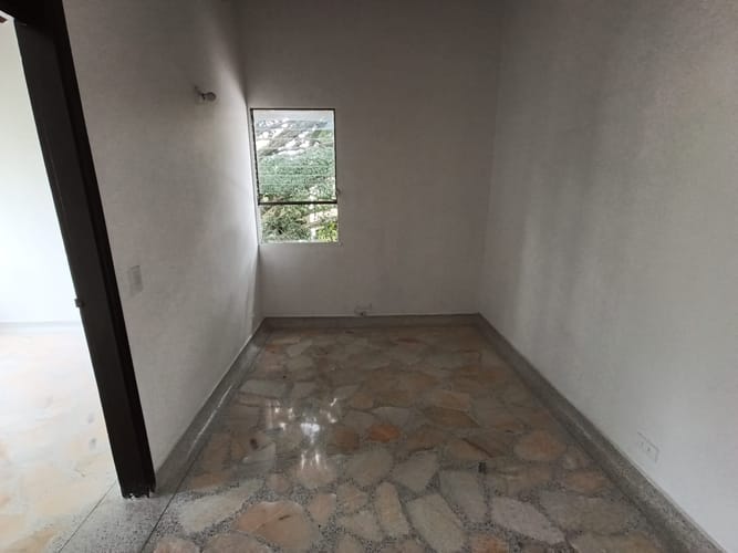 Apartamento de 3 alcobas en arriendo en El Poblado, Medellín, 140 m² · foto 8 de 20