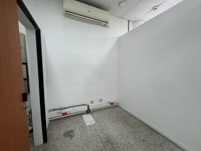 Bodega en arriendo en Las Vegas, Envigado, 241 m² · foto 15 de 19