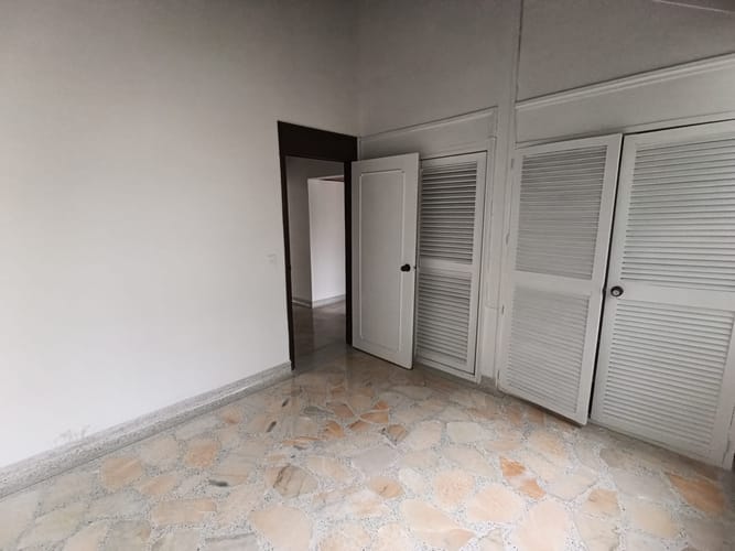 Apartamento de 3 alcobas en arriendo en El Poblado, Medellín, 140 m² · foto 13 de 20