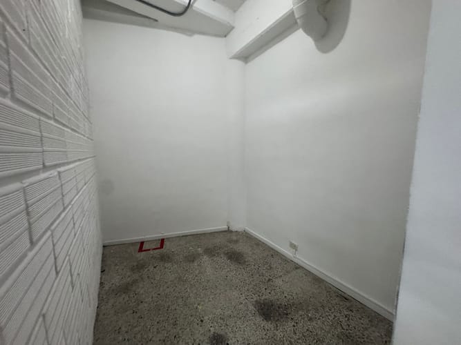 Bodega en arriendo en Las Vegas, Envigado, 241 m² · foto 17 de 19