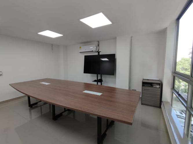 Oficina en arriendo en Laureles, Medellín, 30 m² · foto 5 de 9