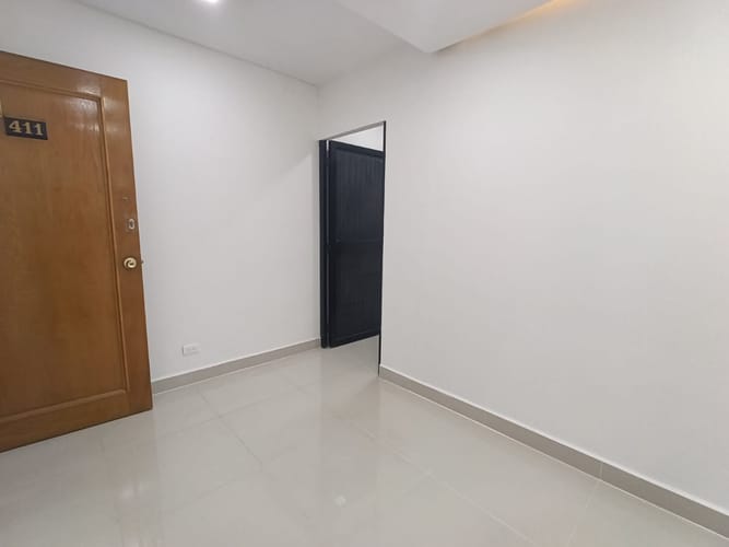 Oficina en arriendo en El Poblado, Medellín, 35 m² · foto 7 de 9