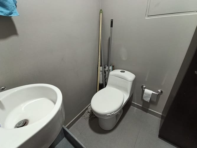Local en arriendo en El Poblado, Medellín, 50 m² · foto 2 de 12