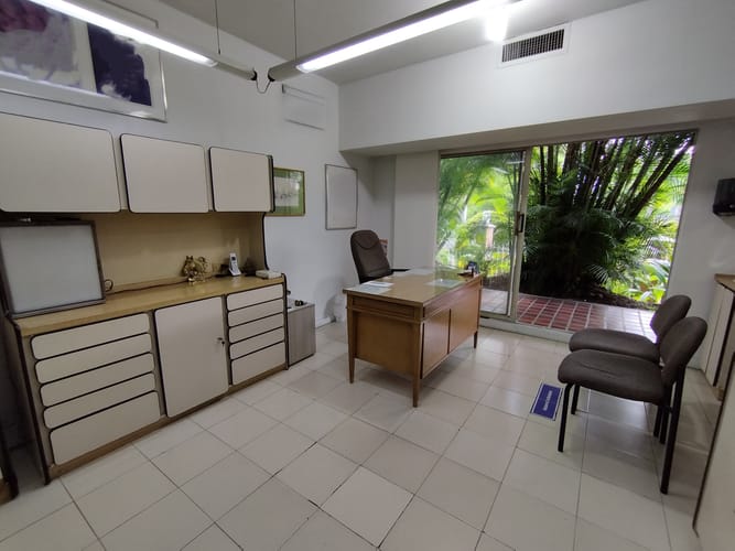 Oficina en arriendo en La Aguacatala, Medellín, 45 m² · foto 3 de 12