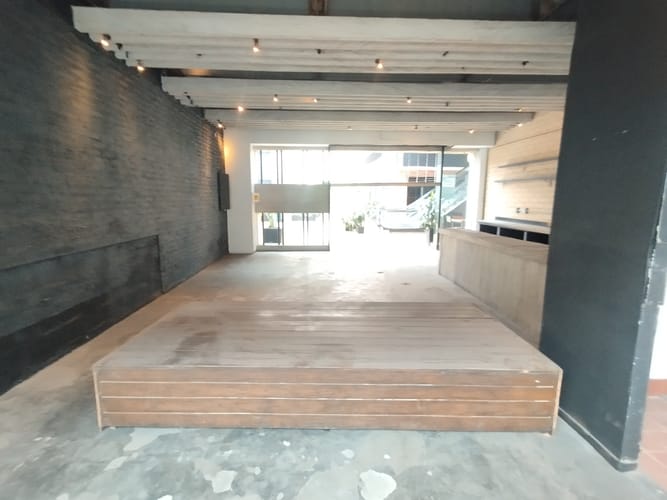 Local en arriendo en El Poblado, Medellín, 73 m² · foto 5 de 16