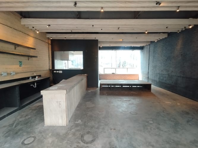 Local en arriendo en El Poblado, Medellín, 73 m² · foto 7 de 16