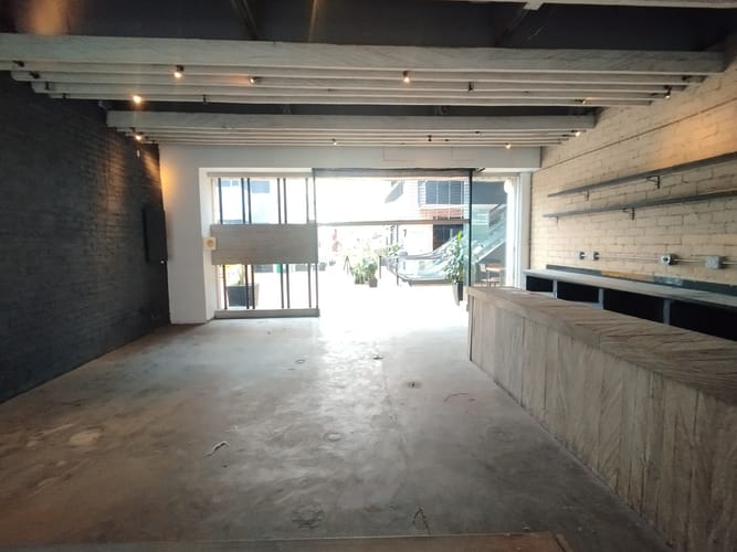 Local en arriendo en El Poblado, Medellín, 73 m² · foto 10 de 16