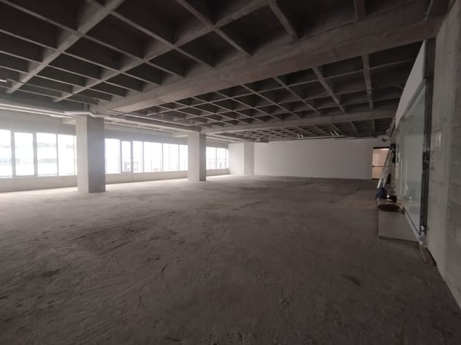 Oficina en arriendo en El Poblado, Medellín, 470 m² · foto 5 de 11