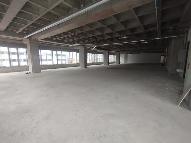 Oficina en arriendo en El Poblado, Medellín, 470 m² · foto 10 de 11