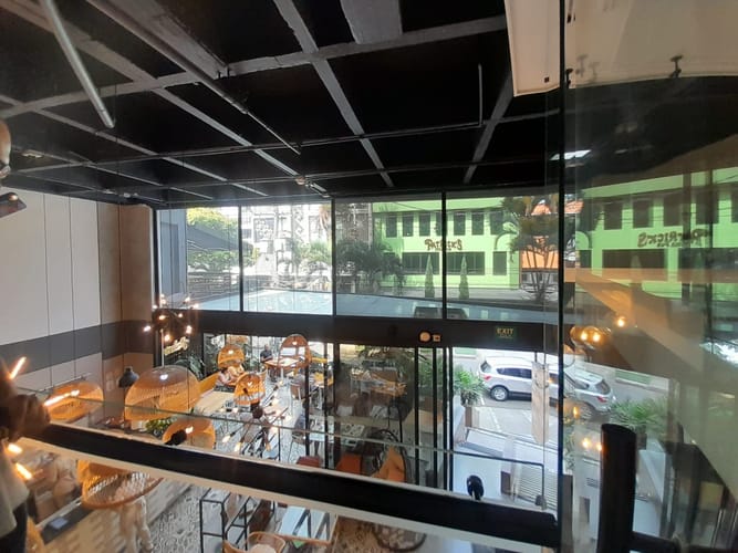 Local en arriendo en El Poblado, Medellín, 22 m² · foto 6 de 8