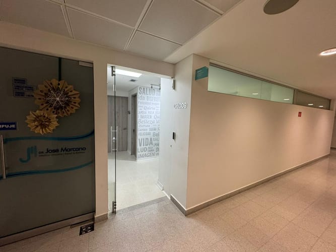 Consultorio en arriendo en Mayorca, Sabaneta, 33 m² · foto 8 de 8