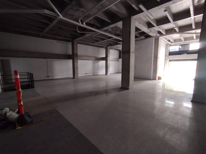 Local en arriendo en Camparola, Itagüí, 334 m² · foto 4 de 12