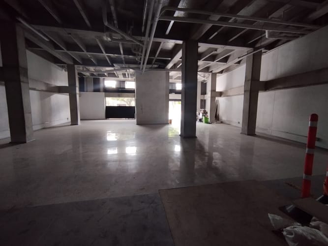 Local en arriendo en Camparola, Itagüí, 334 m² · foto 7 de 12