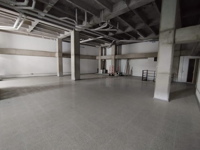 Local en arriendo en Camparola, Itagüí, 334 m² · foto 9 de 12