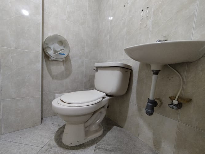Local en arriendo en Las Lomitas, Sabaneta, 42 m² · foto 7 de 8