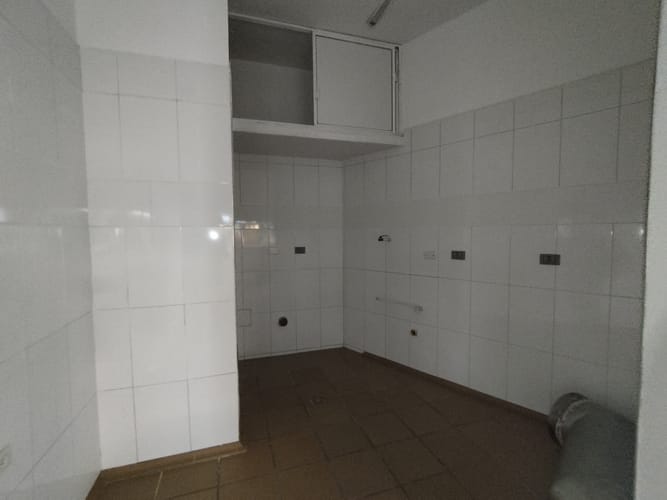 Local en arriendo en El Poblado, Medellín, 29 m² · foto 4 de 9