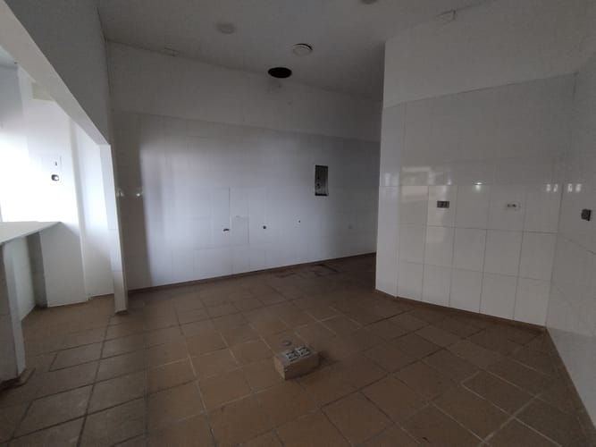 Local en arriendo en El Poblado, Medellín, 29 m² · foto 7 de 9