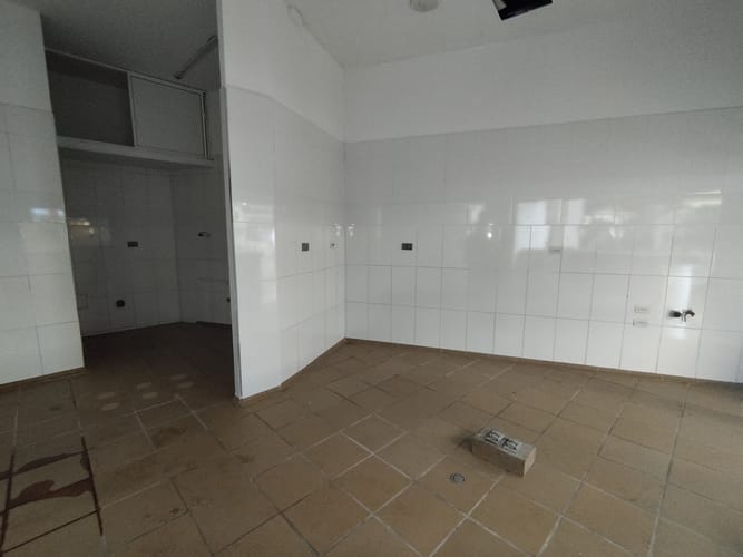 Local en arriendo en El Poblado, Medellín, 29 m² · foto 8 de 9
