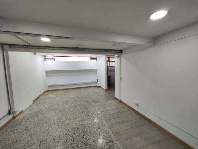 Oficina en arriendo en Otraparte, Envigado, 100 m² · foto 2 de 10