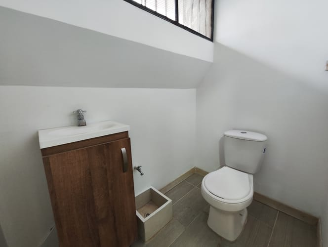 Oficina en arriendo en Otraparte, Envigado, 100 m² · foto 8 de 10